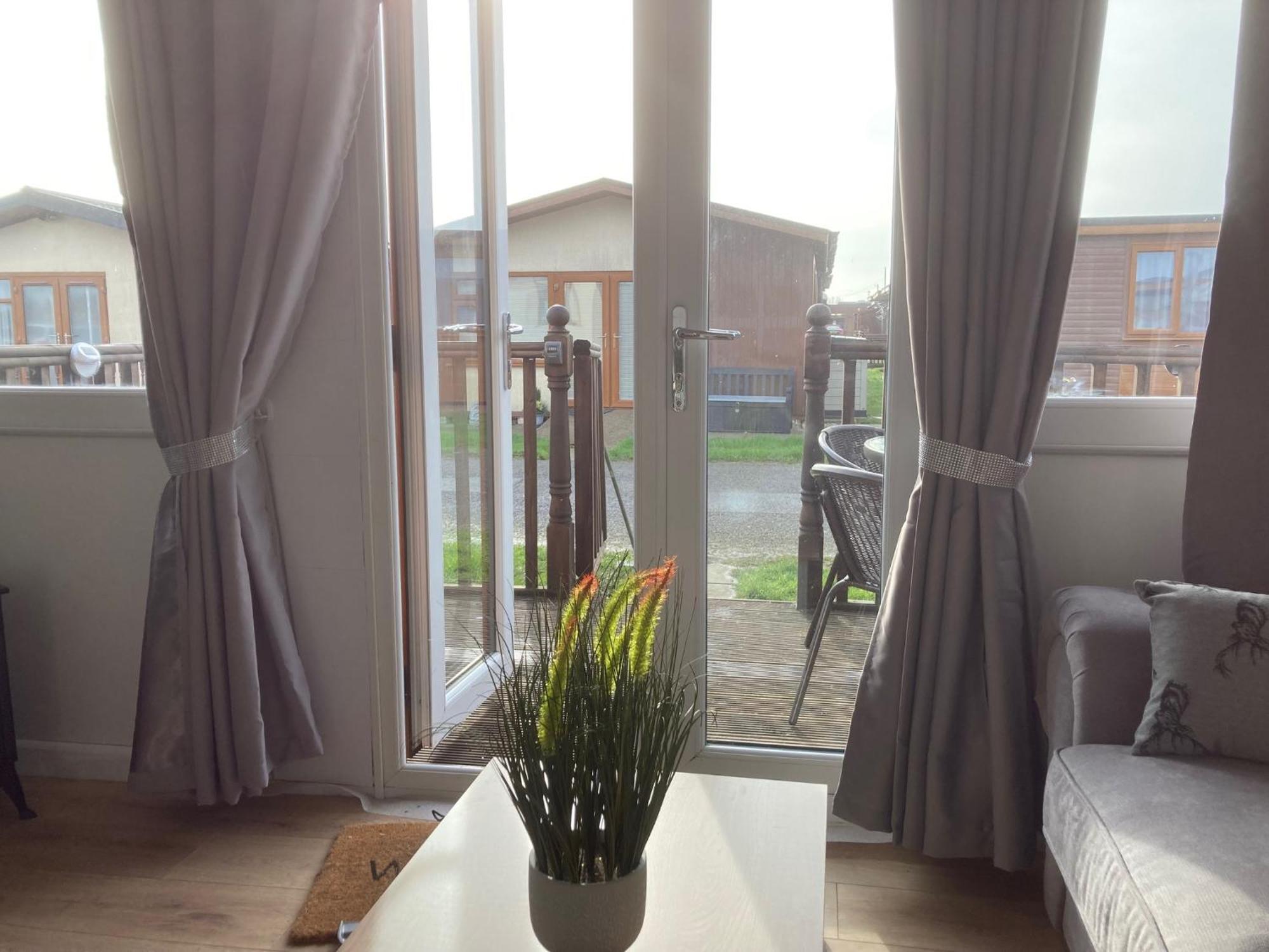 J16 Mablethorpe Pet Friendly Chalet Luaran gambar