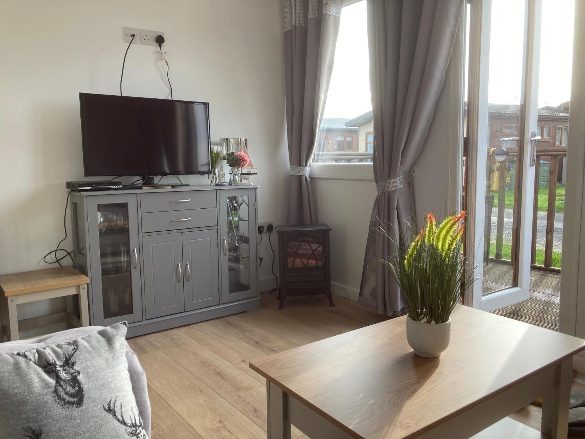 J16 Mablethorpe Pet Friendly Chalet Luaran gambar